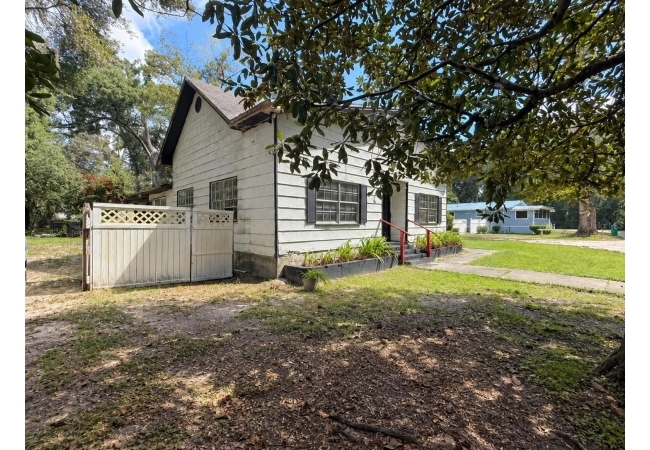 18523 NW 231ST ST House photo 13