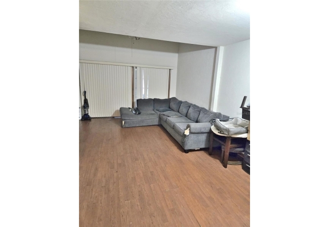 5727 SW 10TH PL Condo photo 2