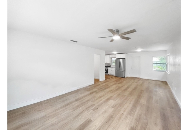1507 NE 12TH TER House photo 7