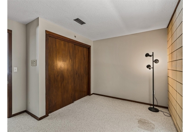 2510 NW 30TH TER House photo 47
