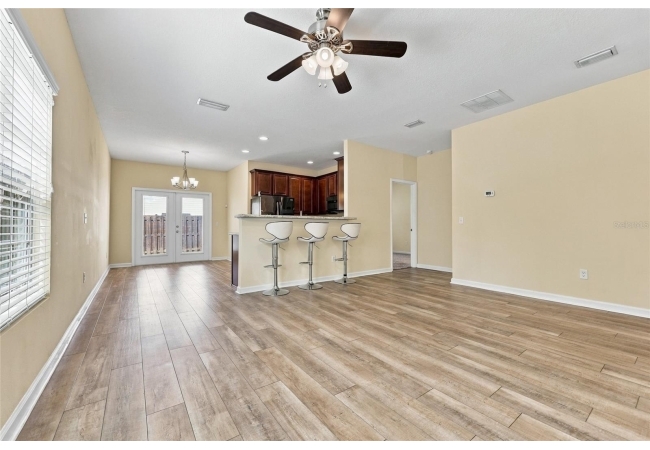 7812 NW 21ST DR House photo 3