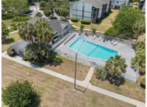 6519 W NEWBERRY RD #1013