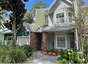 5067 NW 1ST PL