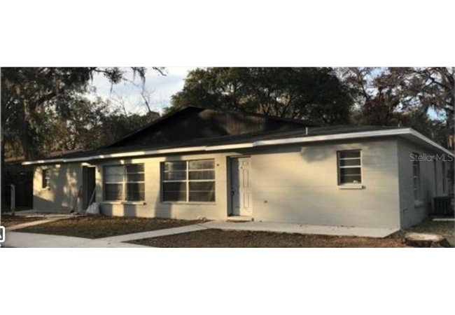 3304 SW 26TH TER House photo 1