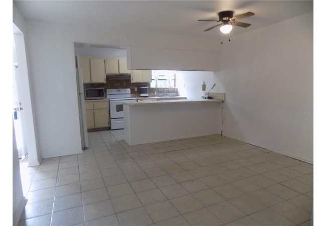 2811 SW ARCHER RD #x 201 Condo photo 9