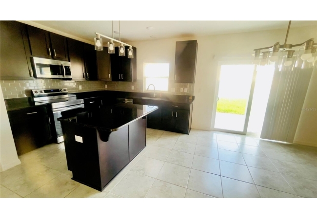 2151 NW 248TH WAY House photo 4