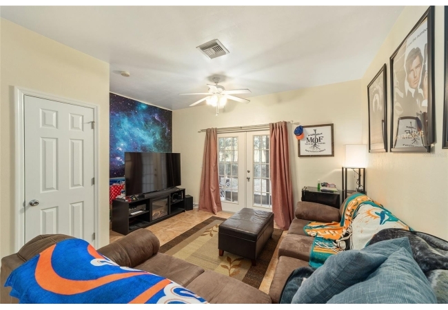 2915 SW 35TH PL #102 Condo photo 13