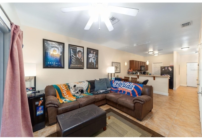 2915 SW 35TH PL #102 Condo photo 17