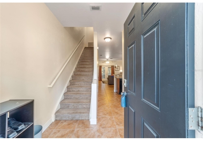 2915 SW 35TH PL #102 Condo photo 4