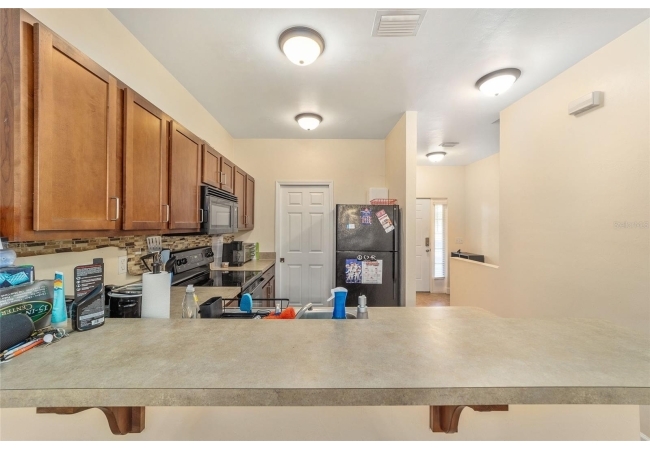 2915 SW 35TH PL #102 Condo photo 8