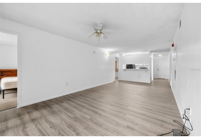 3921 SW 34TH ST #208 Condo photo 4