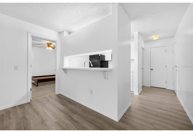 3921 SW 34TH ST #208 Condo photo 6