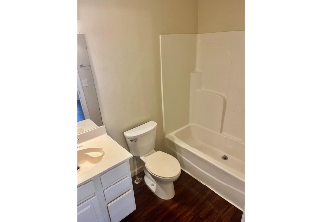 2905 SW ARCHER RD #T4028 Condo photo 11