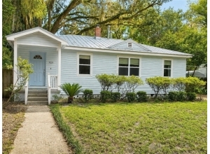 929 NE 7TH AVE
