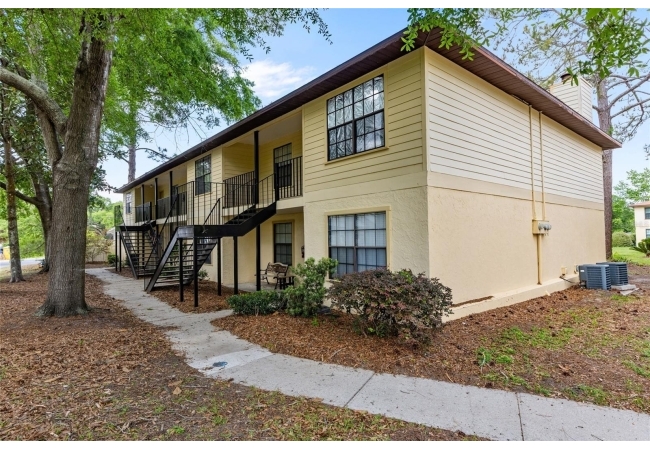 6400 NW 106TH PL #20 Condo photo 1