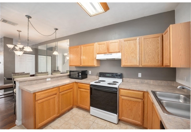 3910 SW 20TH AVE #1403 Condo photo 16