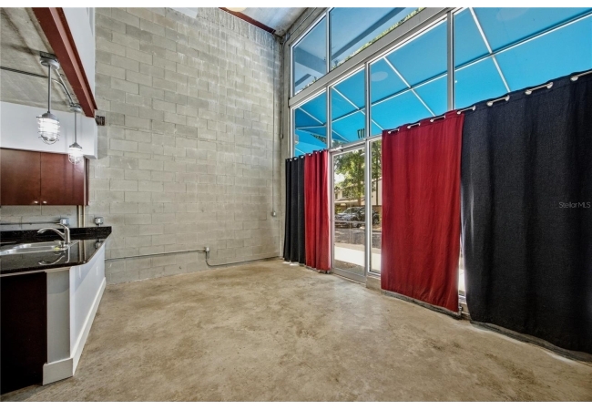 2515 SW 35TH PL #117 Condo photo 9