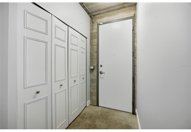 2515 SW 35TH PL #117 Condo photo 24