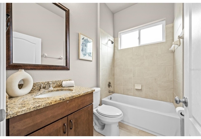 11869 SW 28TH AVE House photo 36