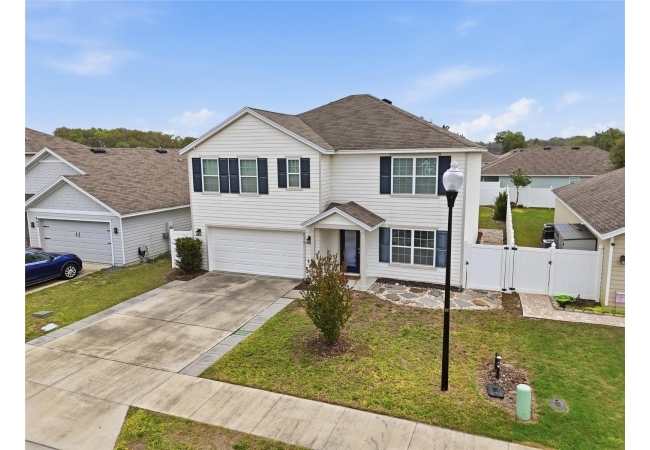 879 NW 251ST DR House photo 1