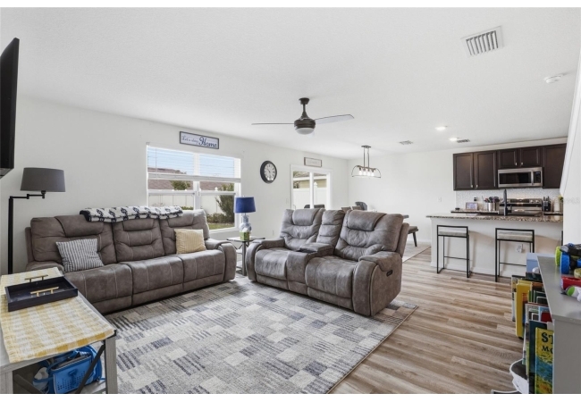 879 NW 251ST DR House photo 12