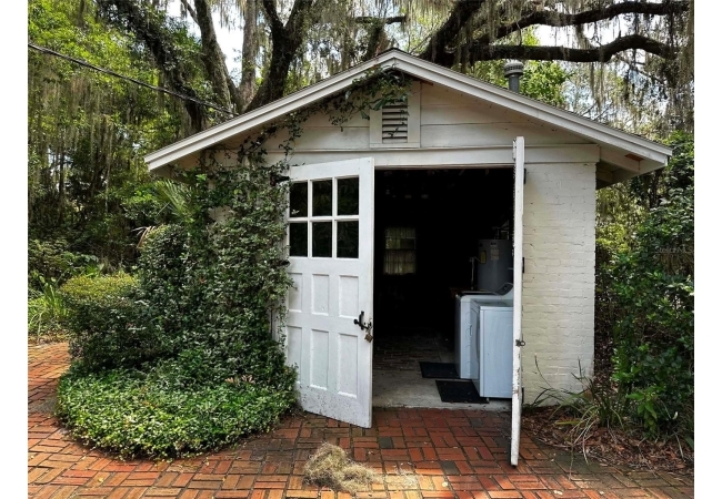 717 NE BOULEVARD House photo 43