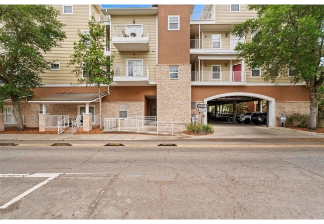 1500 NW 4TH AVE #208 Condo photo 1