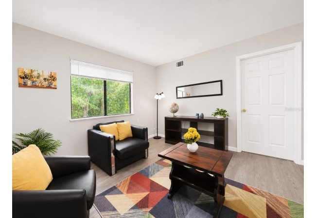 81 SE 16TH AVE #D101 Condo photo 8
