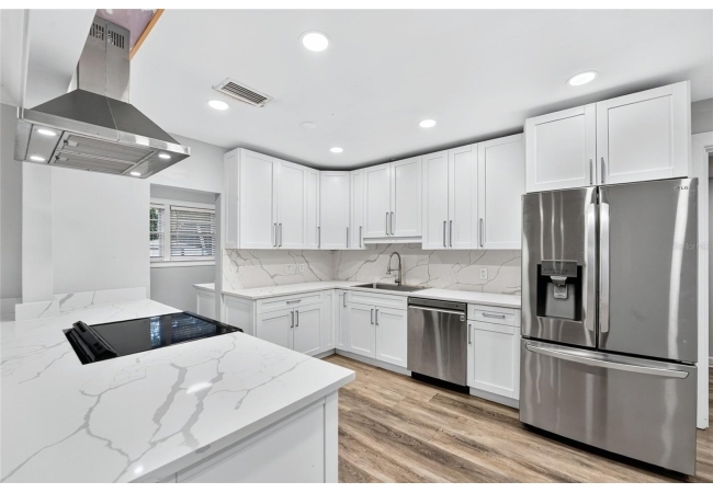 2016 NW 7TH PL House photo 6