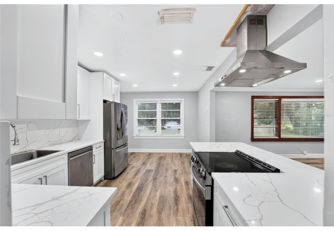 2016 NW 7TH PL House photo 9