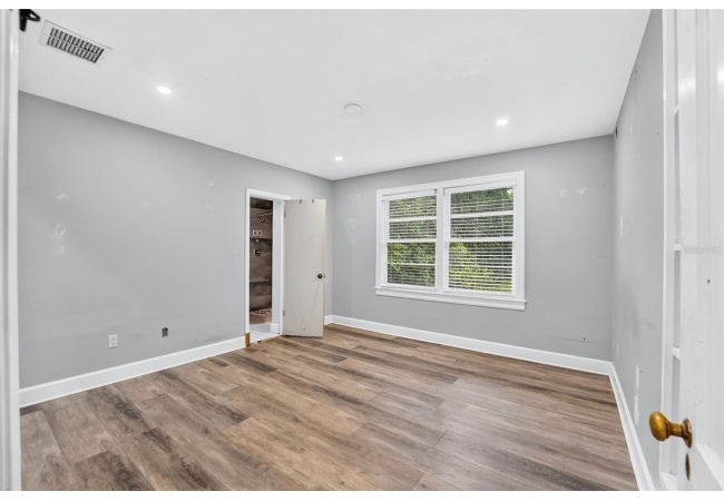 2016 NW 7TH PL House photo 11