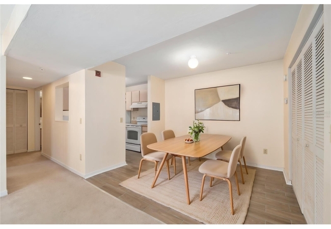 2360 SW ARCHER RD #706 Condo photo 13
