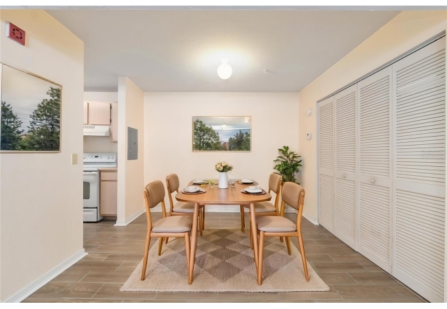 2360 SW ARCHER RD #706 Condo photo 14