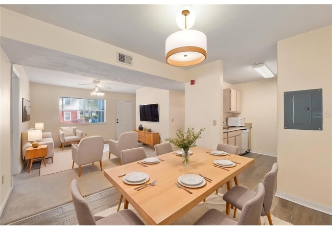 2360 SW ARCHER RD #706 Condo photo 15