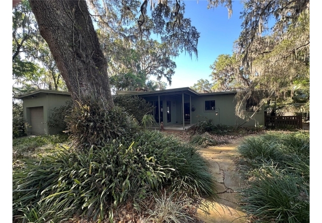1800 SW 35TH PL House photo 21