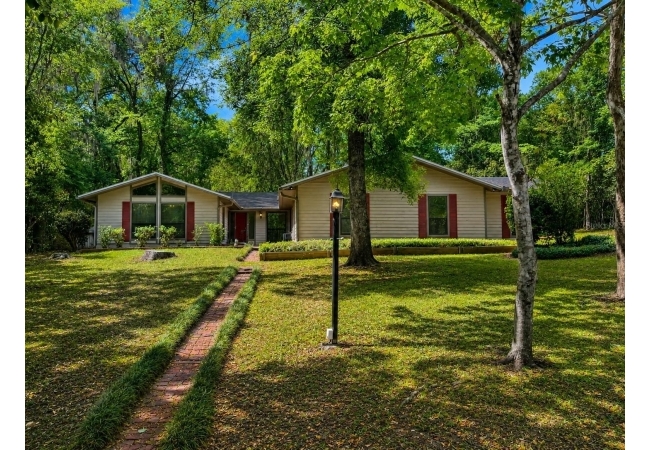9331 NW 13TH PL House photo 1