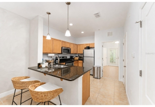 2946 SW 35TH PL #42 Condo photo 6