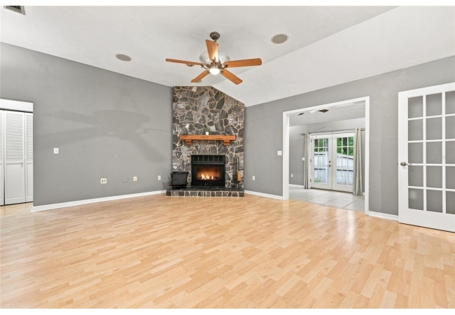 5201 SW 86 TER House photo 11