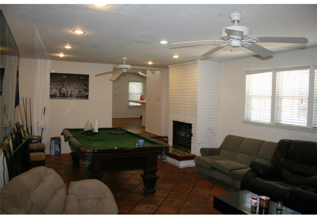 1822 NW 6TH AVE House photo 13