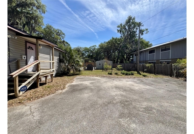 1215 NW 12TH AVE House photo 16