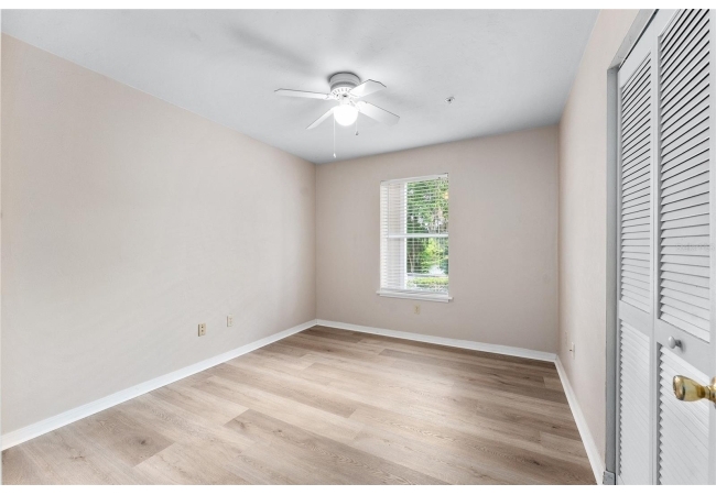 2360 SW ARCHER RD #607 Condo photo 15