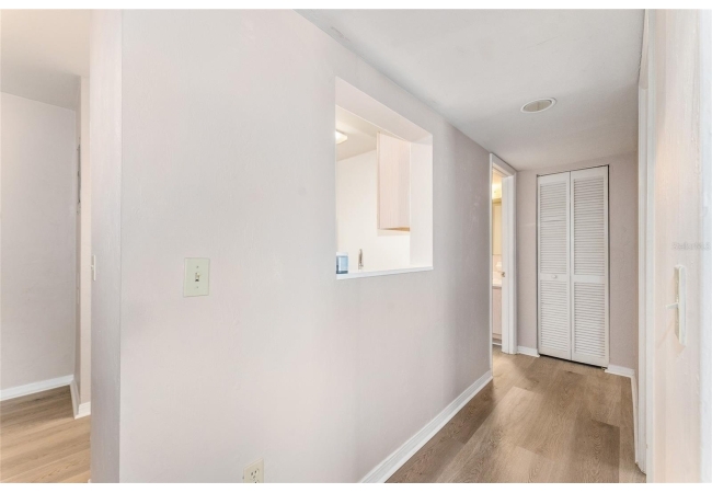 2360 SW ARCHER RD #607 Condo photo 19