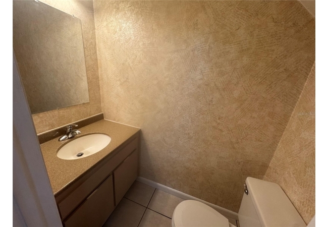 2202 SW 39TH DR Condo photo 5