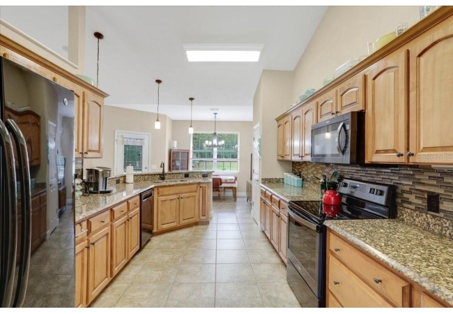 20641 NW 166TH PL House photo 10