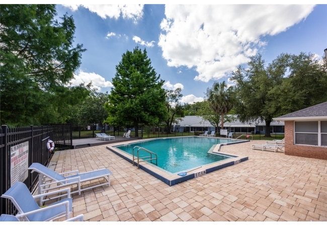 218 NW 50TH BLVD #K Condo photo 35