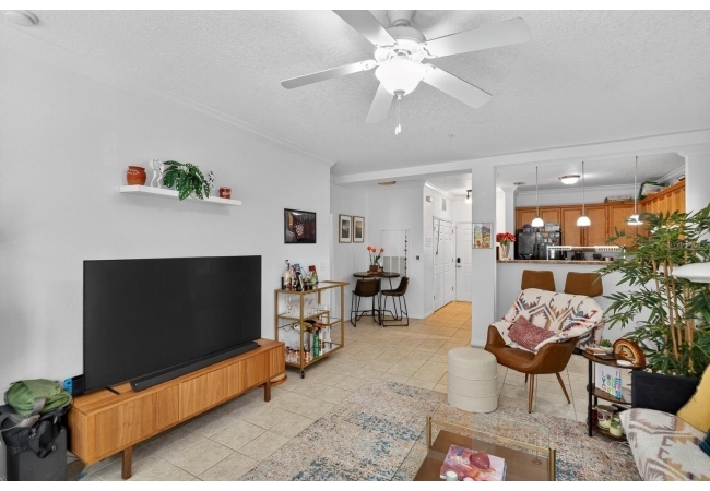 1185 SW 9TH RD #212 Condo photo 10