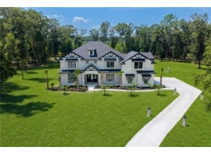 285 SW HERMITAGE GLN