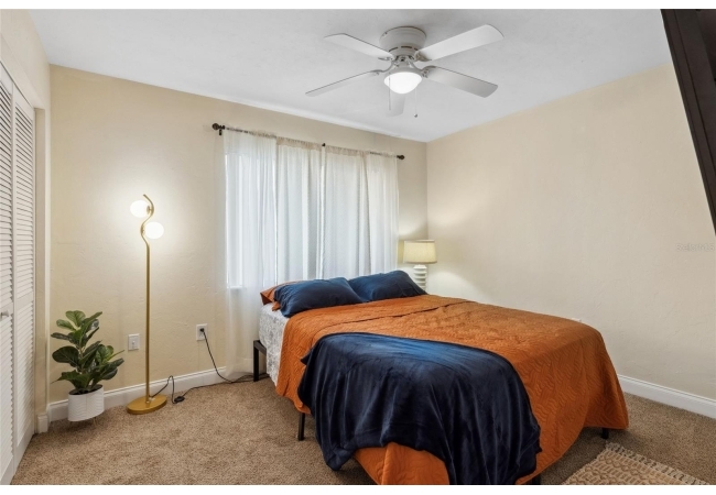 2635 SW 35TH PL #1704 Condo photo 10