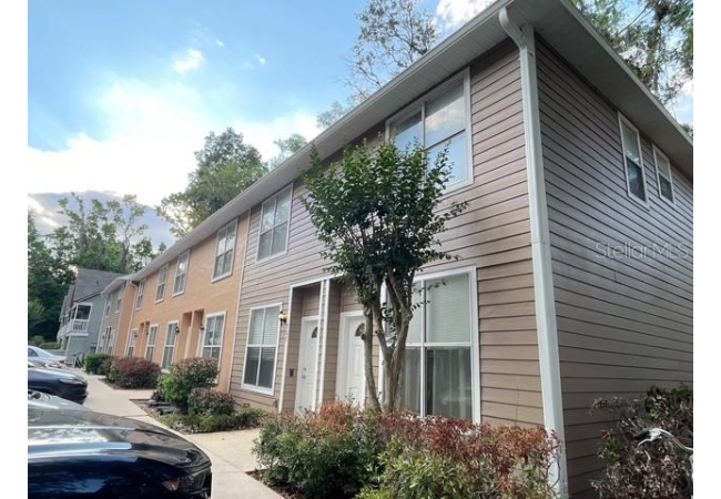 4415 SW 34TH ST #708 Condo photo 1
