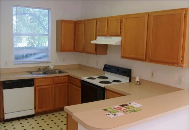 4415 SW 34TH ST #708 Condo photo 2